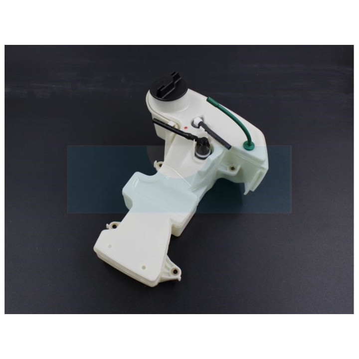 Réservoir d'essence pour débroussailleuse Stihl (41473500404)