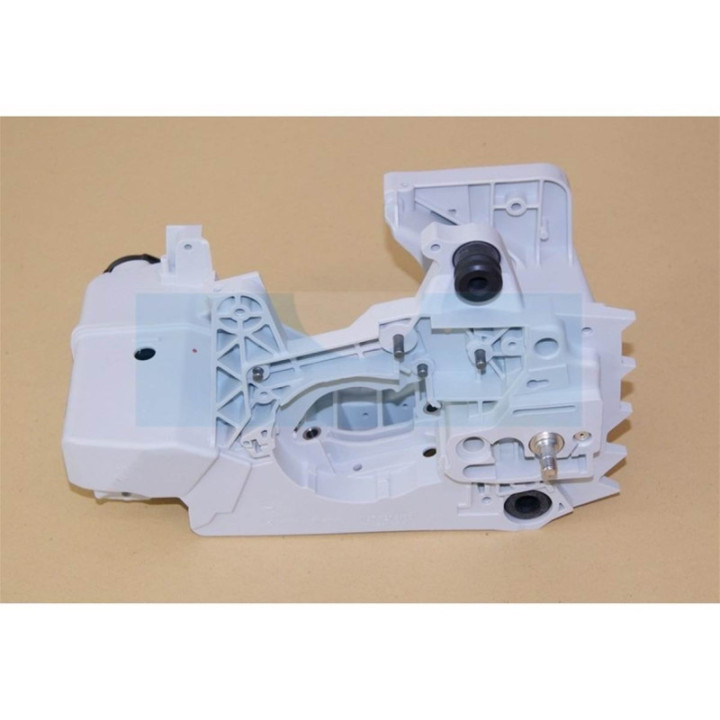 Carter moteur pour tronçonneuse Stihl (11270203006)