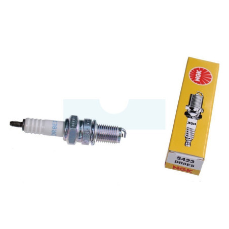 Bougie d'allumage NGK DR8ES