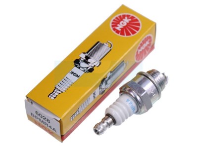 Bougie d'allumage NGK BPMR4A