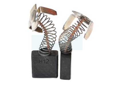 Jeu de 2 charbons pour Hitachi (NCE179902)