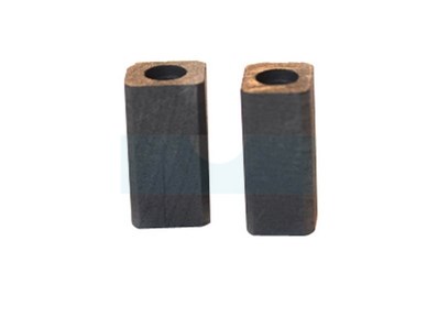 Jeu de 2 charbons pour Black & decker / Dewalt (NCE0949)